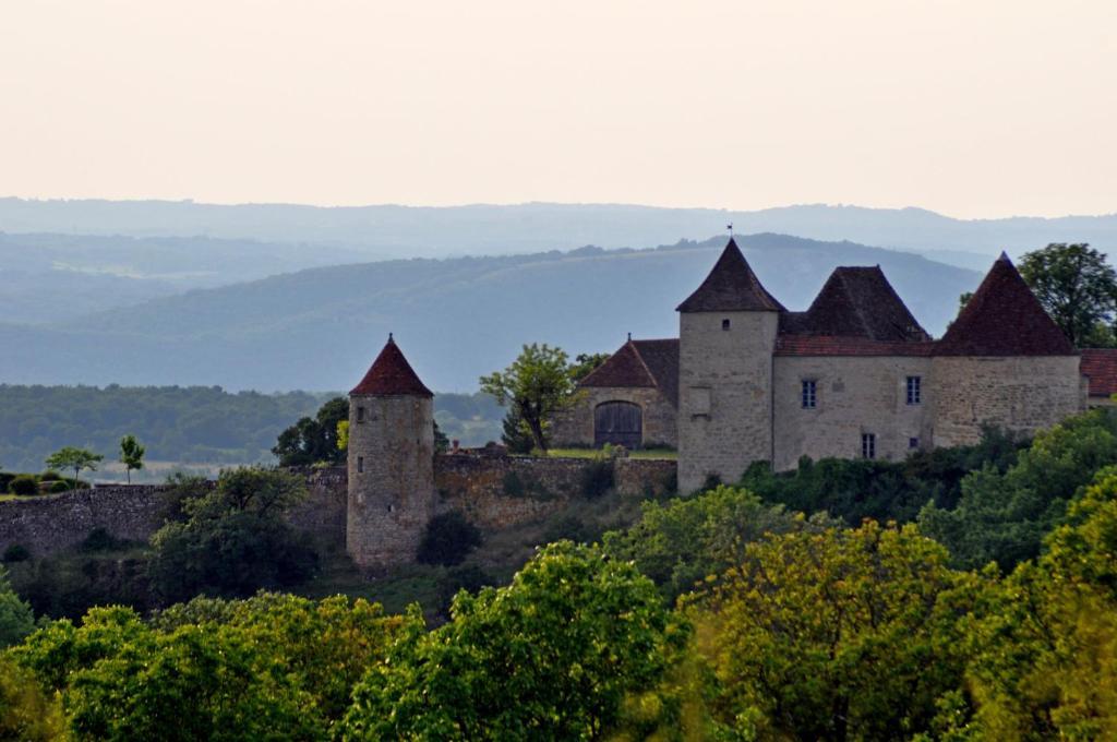 Gite 8 Pers Du Chateau De Cantecor Alvignac Luaran gambar